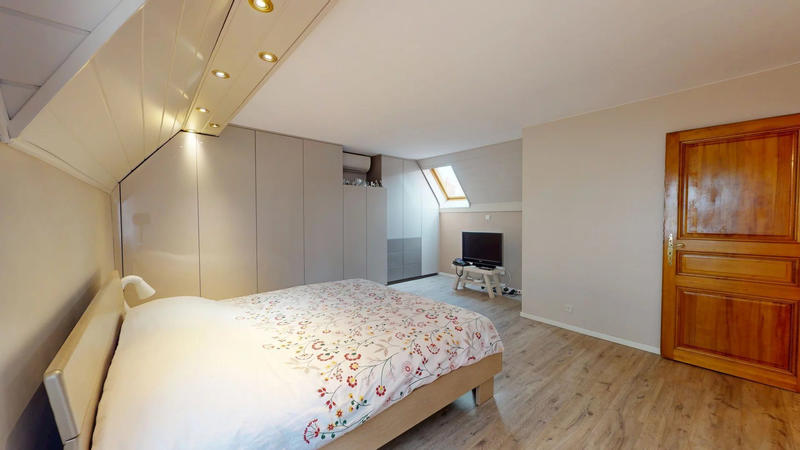 Maison - 131 m² - 7 pièces