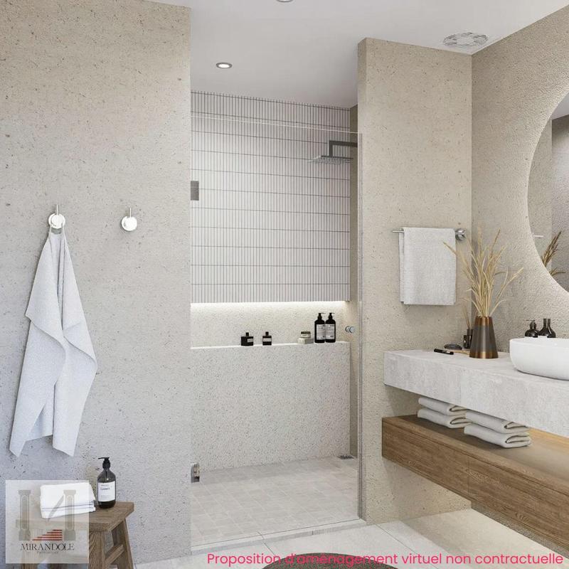 Appartement - 90 m² - 4 pièces