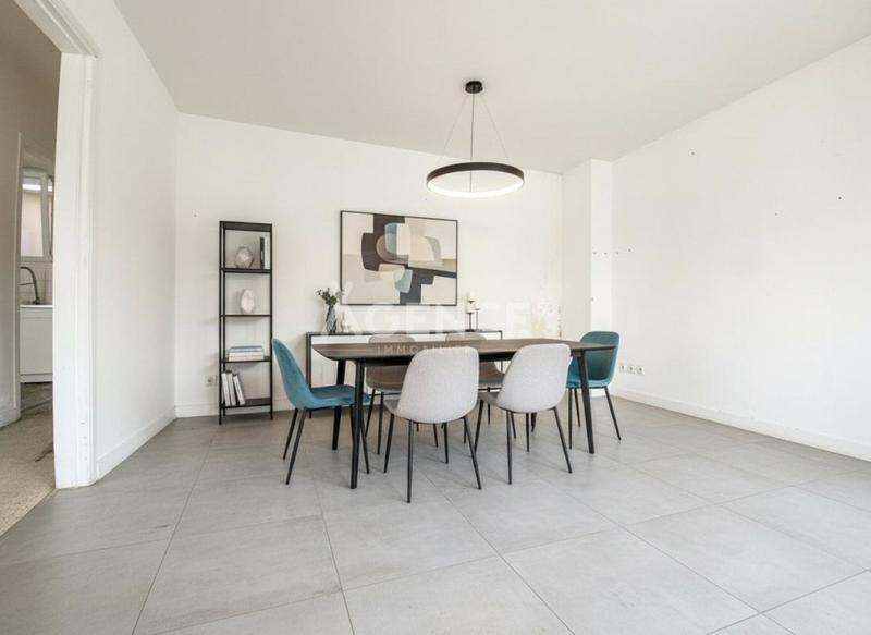 Maison - 119 m² - 5 pièces