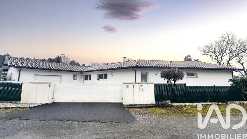 Maison - 169 m² - 7 pièces