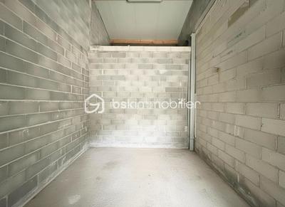 Local commercial - 280 m² - 9 pièces