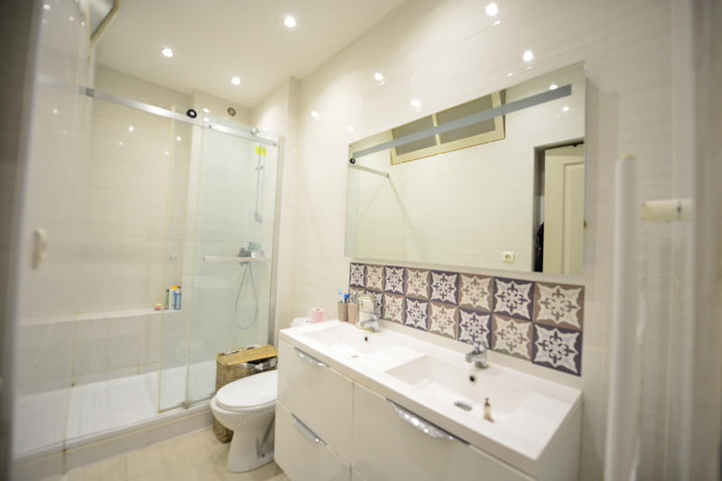 Appartement - 98 m² - 4 pièces