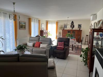 Maison - 108 m² - 5 pièces