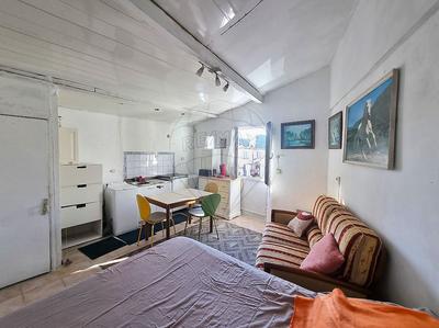 Studio - 20 m² - 1 pièce