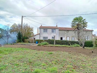 Maison - 222 m² - 8 pièces