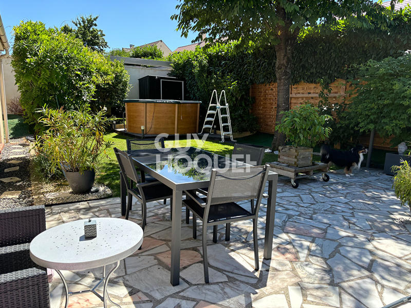 Maison - 139 m² - 7 pièces