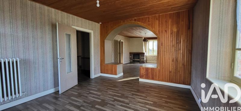 Maison - 220 m² - 8 pièces