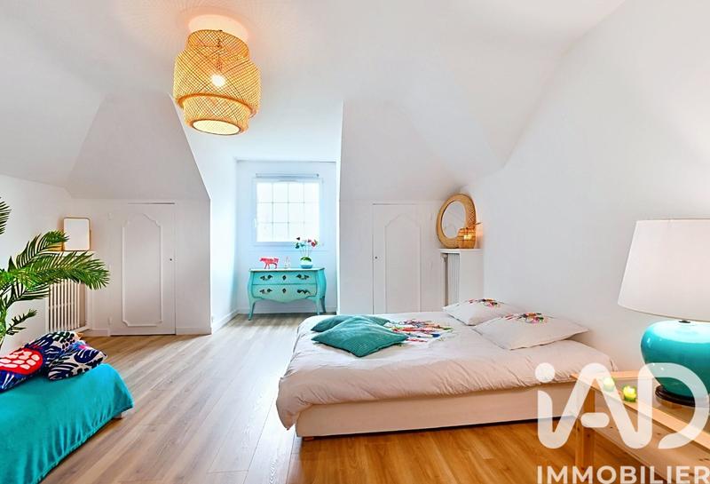 Maison - 346 m² - 9 pièces