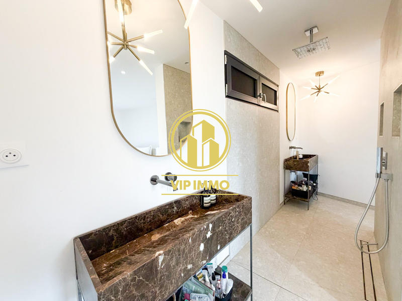 Maison - 125 m² - 6 pièces