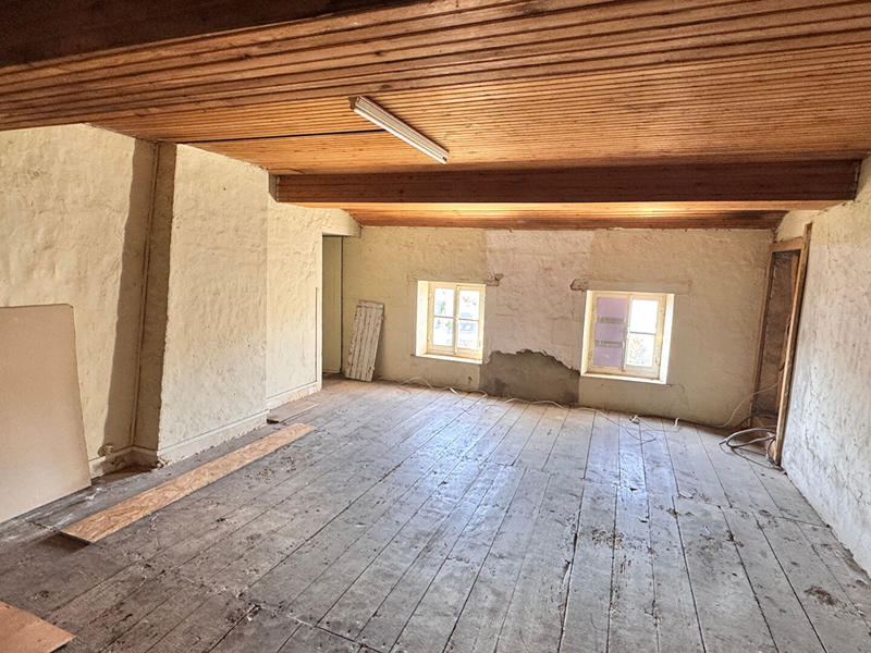 Maison - 143 m² - 6 pièces