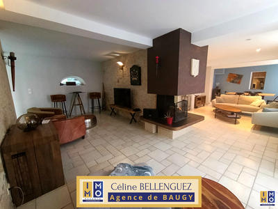 Maison - 238 m² - 8 pièces