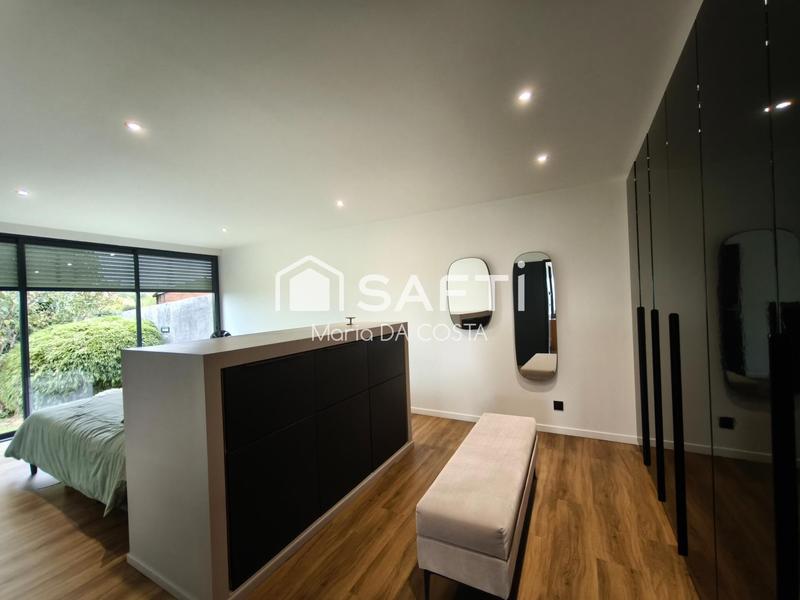 Maison - 168 m² - 5 pièces