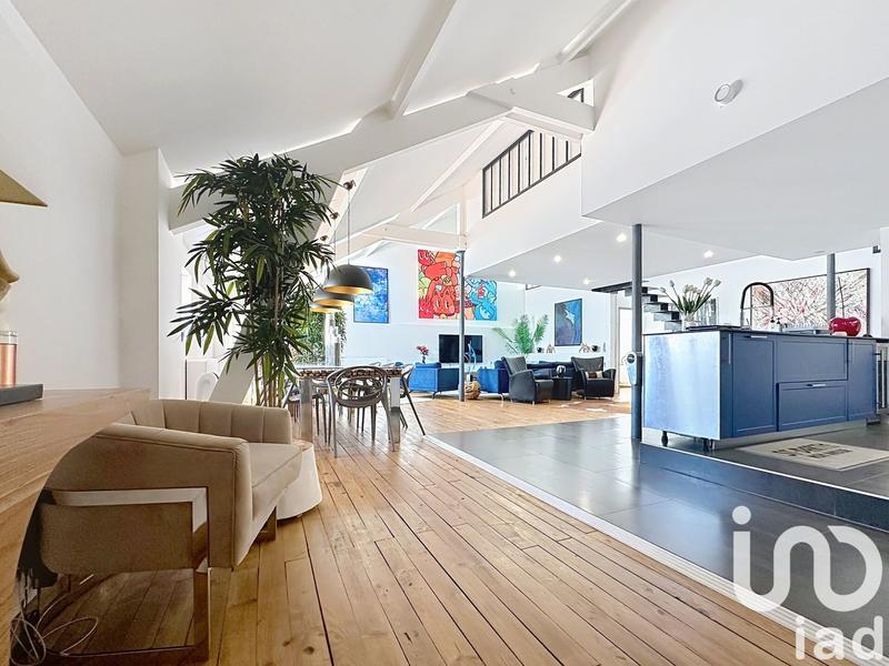 Appartement - 164 m² - 5 pièces