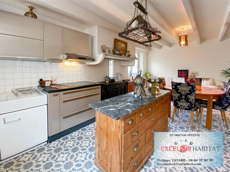 Maison - 90 m² - 5 pièces