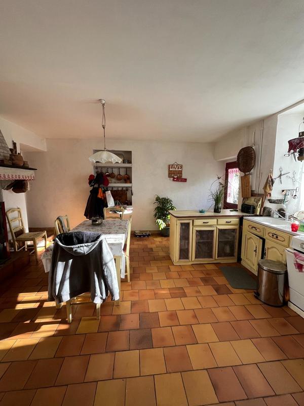 Maison - 321 m² - 15 pièces