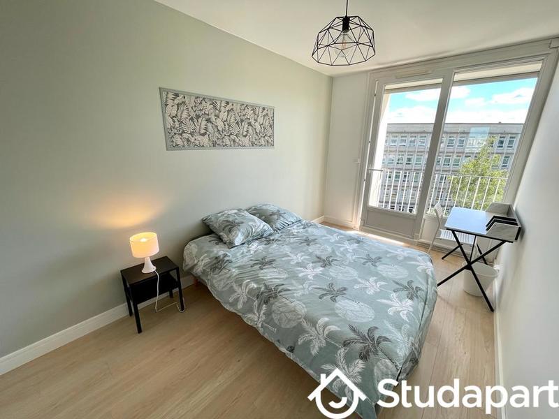 Chambre - 10 m² - 1 pièce