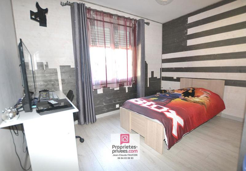 Maison - 180 m² - 7 pièces