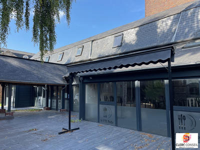 Local commercial - 326 m²