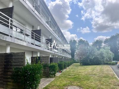 Studio - 28 m² - 1 pièce