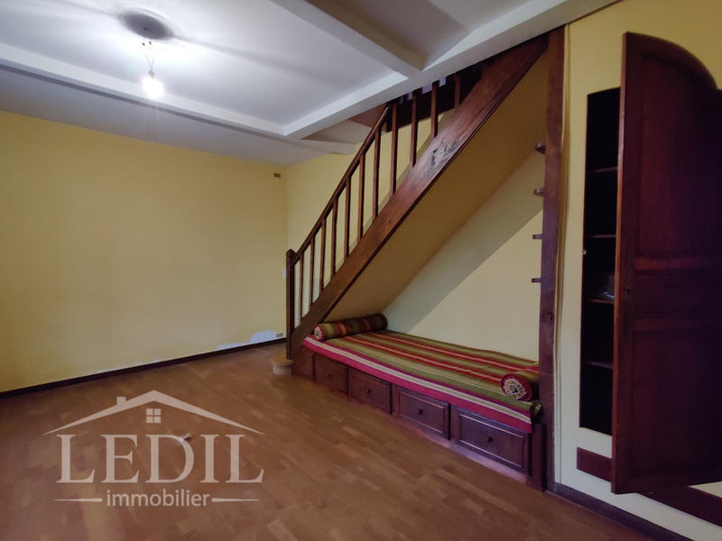 Maison en pierre - 135 m² - 4 pièces