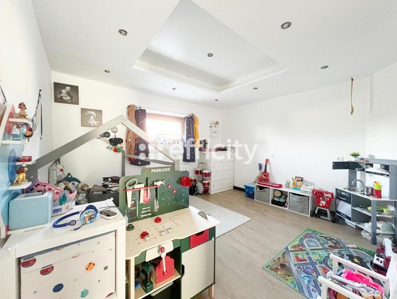 Maison - 120 m² - 7 pièces