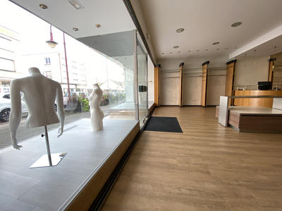 Local commercial - 97 m²