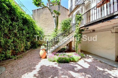 Maison - 218 m² - 7 pièces