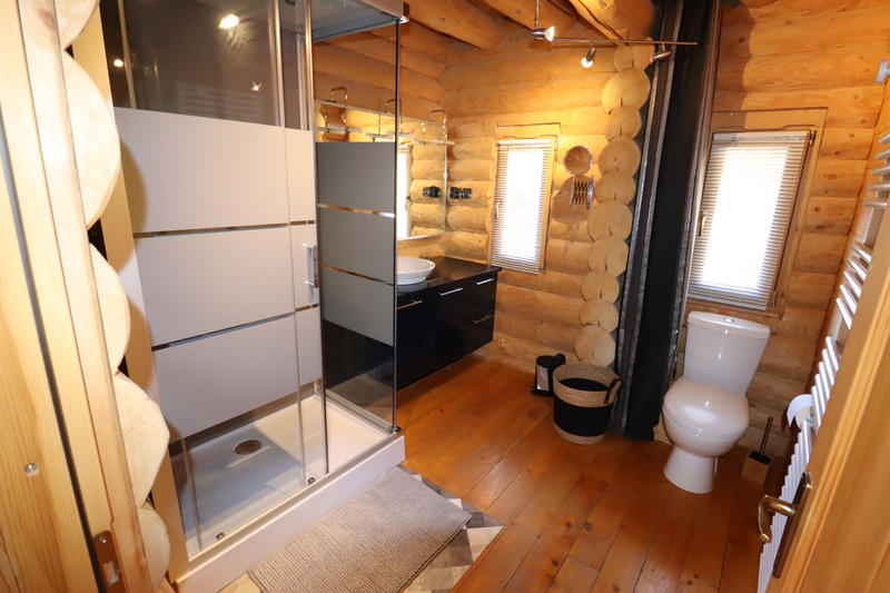 Maison - 200 m² - 10 pièces