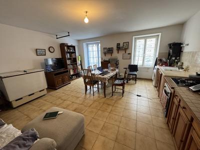 Maison ancienne - 66 m² - 3 pièces