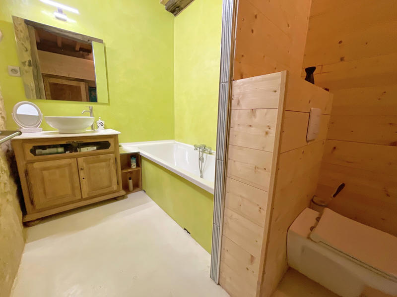 Maison - 235 m² - 9 pièces