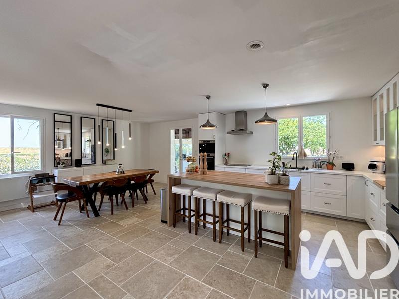 Maison - 150 m² - 7 pièces