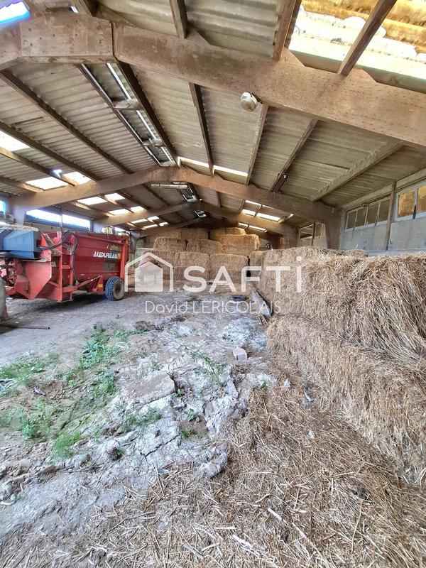 Maison - 417 m² - 14 pièces