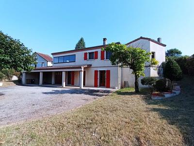 Maison - 133 m² - 5 pièces