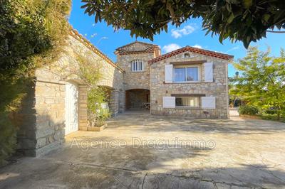 Villa - 130 m² - 4 pièces