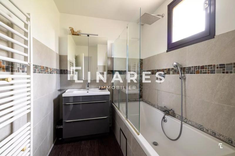 Maison - 103 m² - 4 pièces