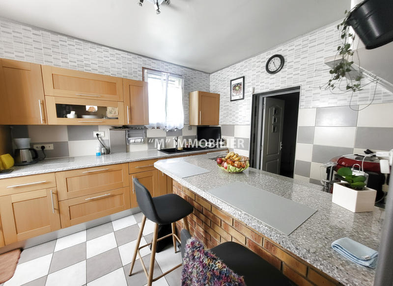 Maison - 92 m² - 4 pièces