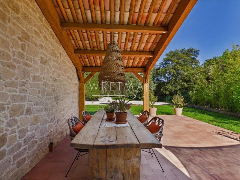 Villa - 192 m² - 7 pièces