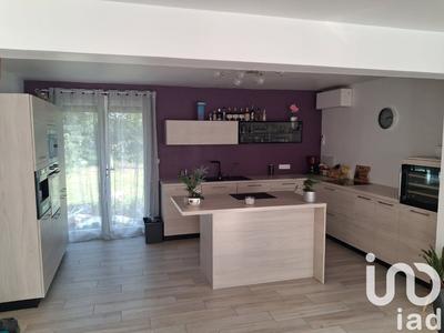 Maison - 215 m² - 7 pièces