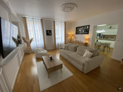 Appartement - 97 m² - 4 pièces