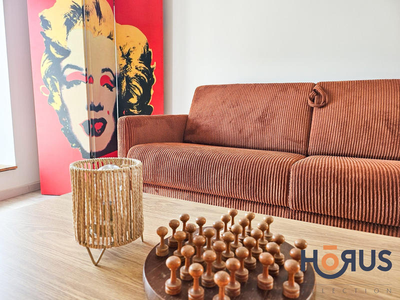 Viager - Villa - 470 m² - 9 pièces