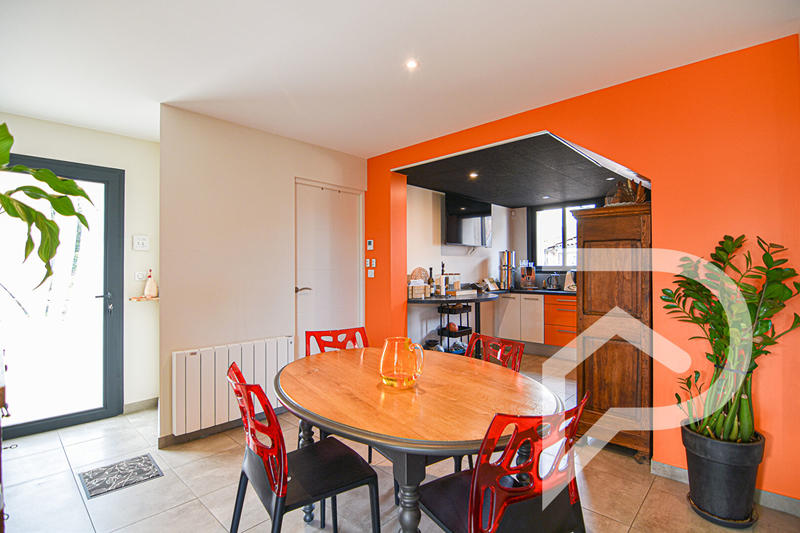 Maison - 105 m² - 4 pièces
