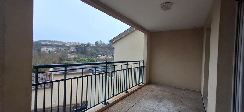 Appartement - 90 m² - 4 pièces