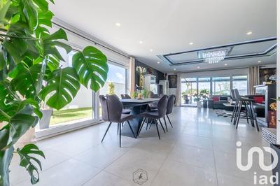 Maison - 170 m² - 7 pièces