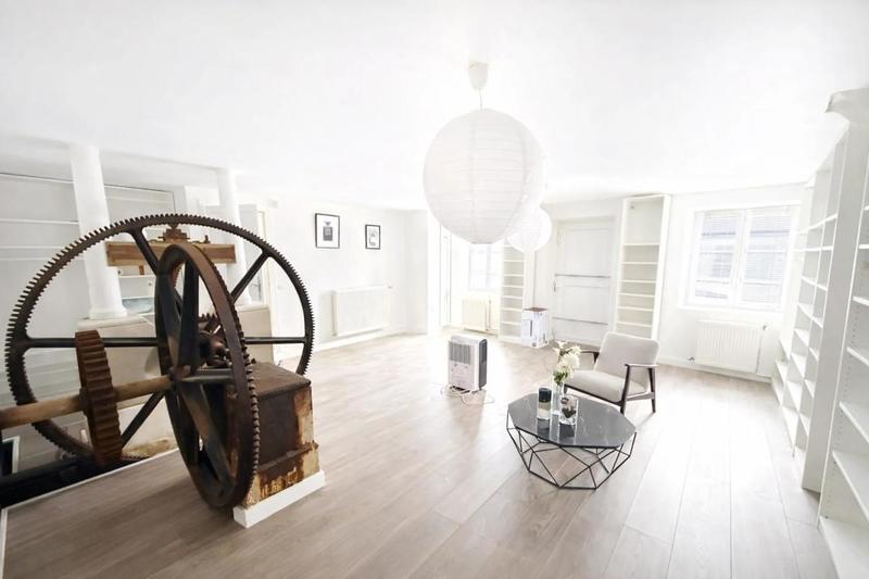 Maison - 500 m² - 10 pièces