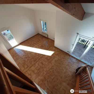 Appartement - 140 m² - 6 pièces