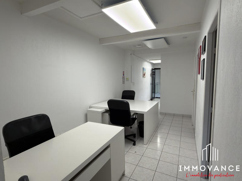 Bureau - 56 m² - 4 pièces