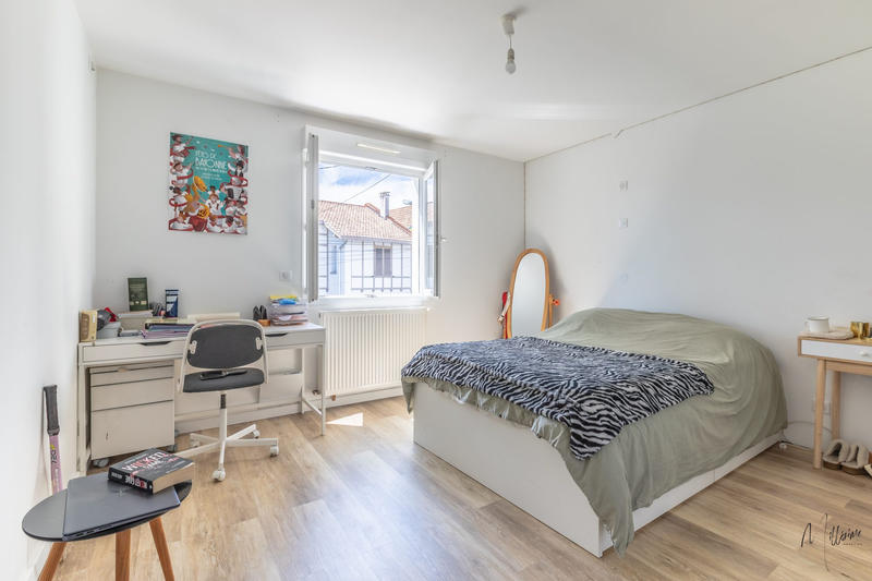 Maison - 98 m² - 4 pièces