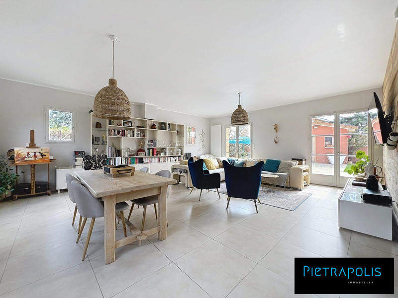 Maison traditionnelle - 178 m² - 5 pièces