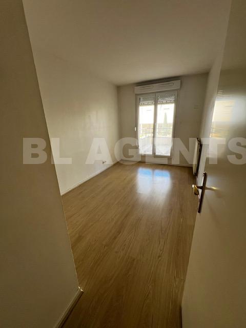 Appartement - 77 m² - 4 pièces