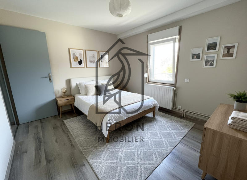 Maison - 87 m² - 6 pièces